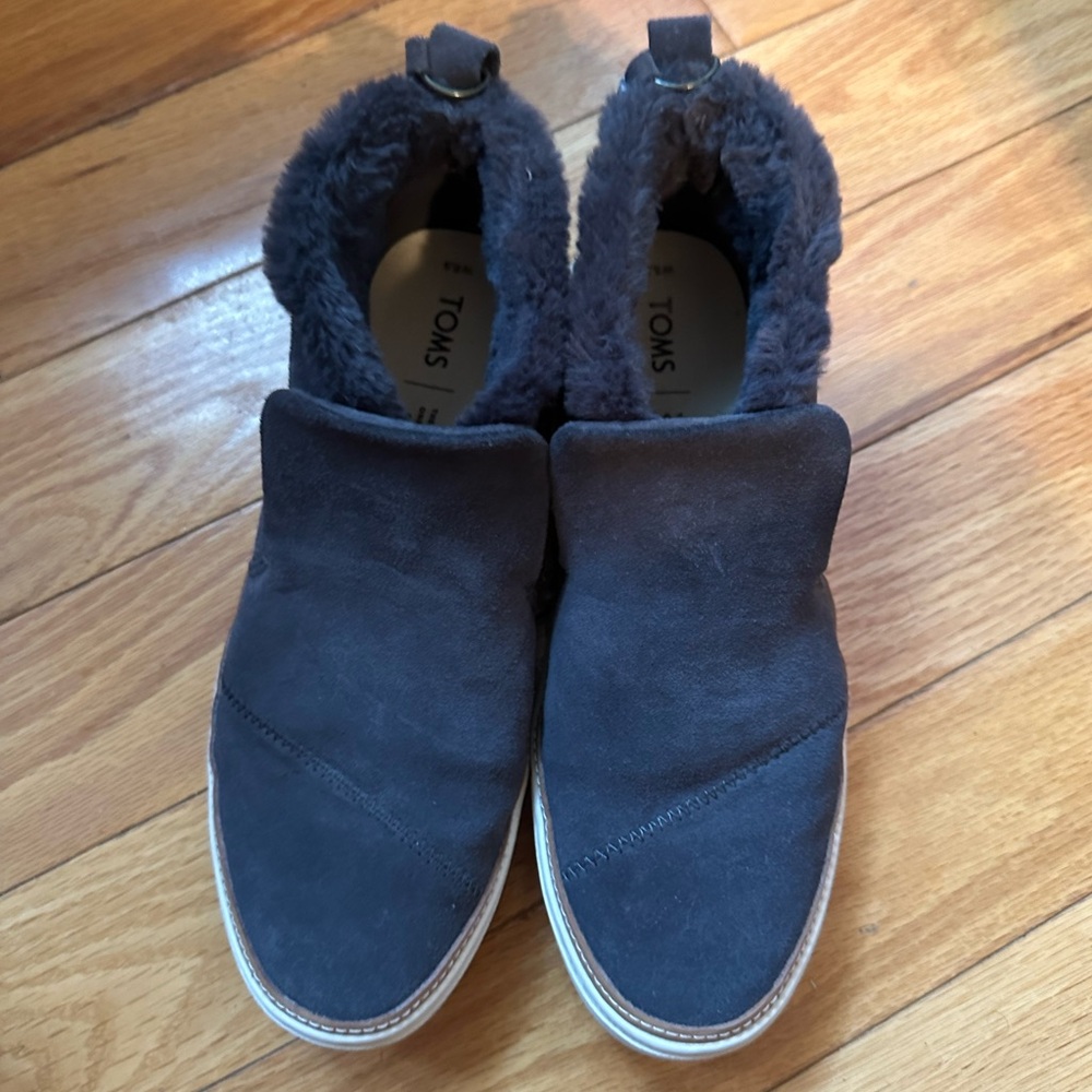 Toms Women Paxton Sneaker Bootie, Dark Grey, size 8.5